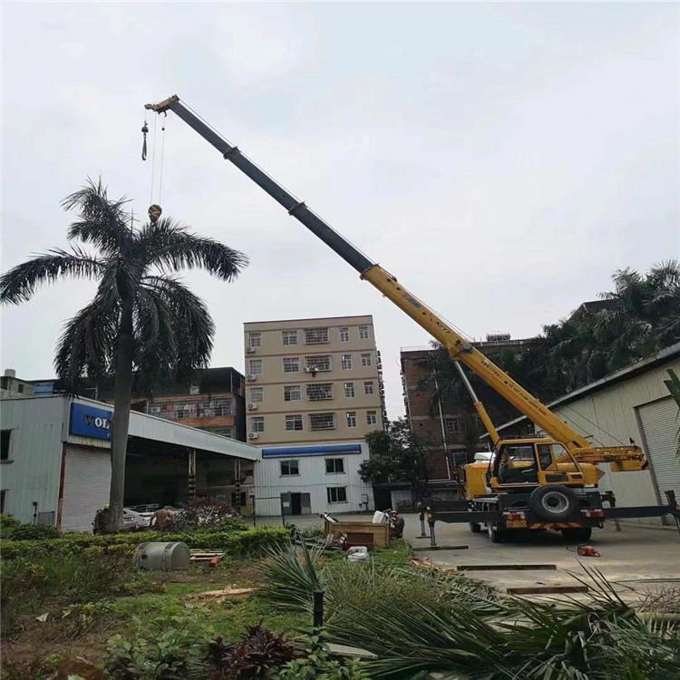 黔东南12吨吊车出租一天的收费标准是什么