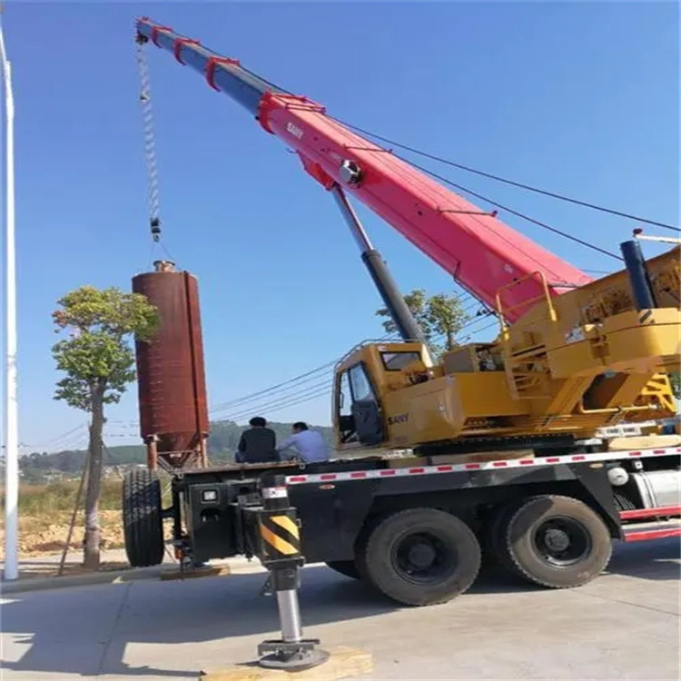 黔东南专业吊车租赁多少钱