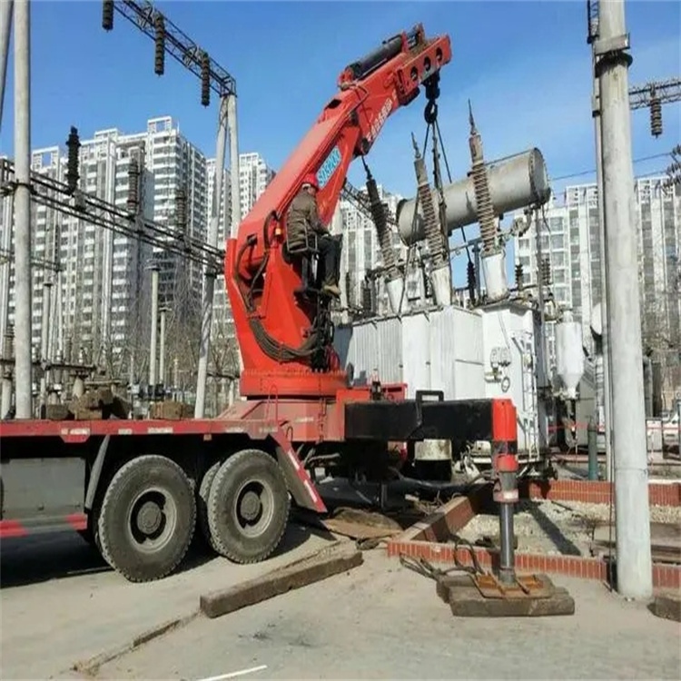 黔东南就近吊车出租|工地厂房吊装设备租赁|24小时高效响应