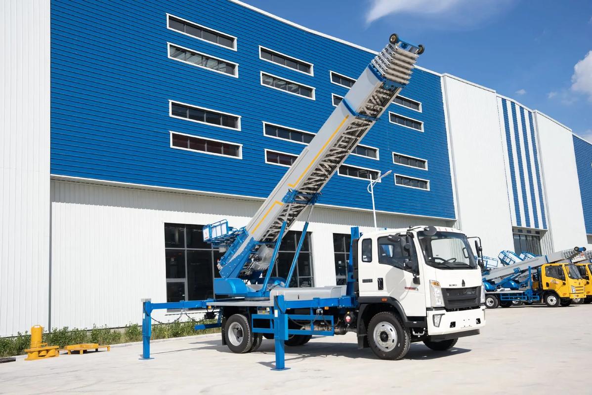 黔东南小型云梯车上料车租赁多少钱