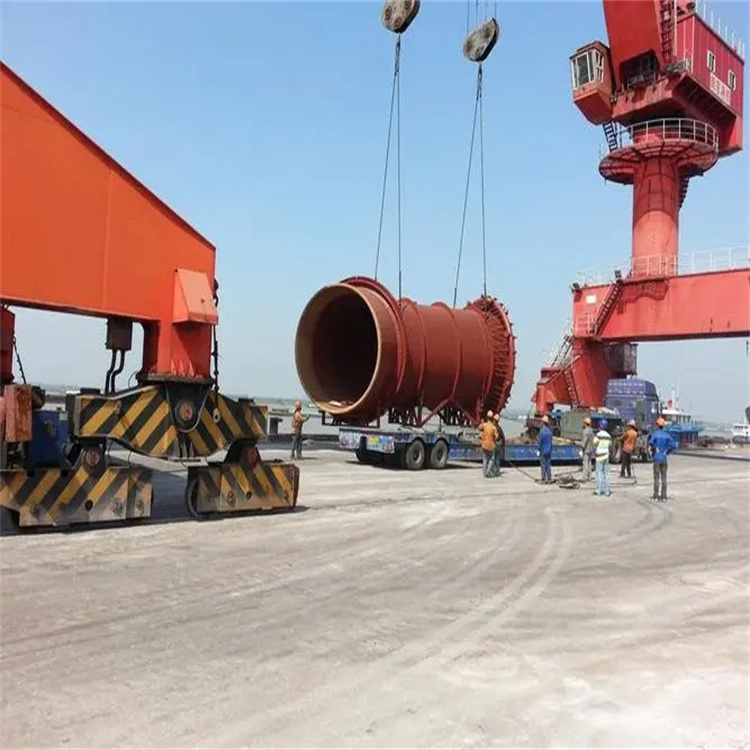 黔东南230吨折臂吊车出租电话