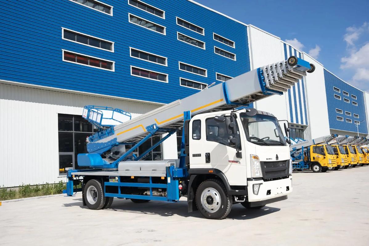 黔东南出租云梯车高空作业车 建筑垃圾搬运