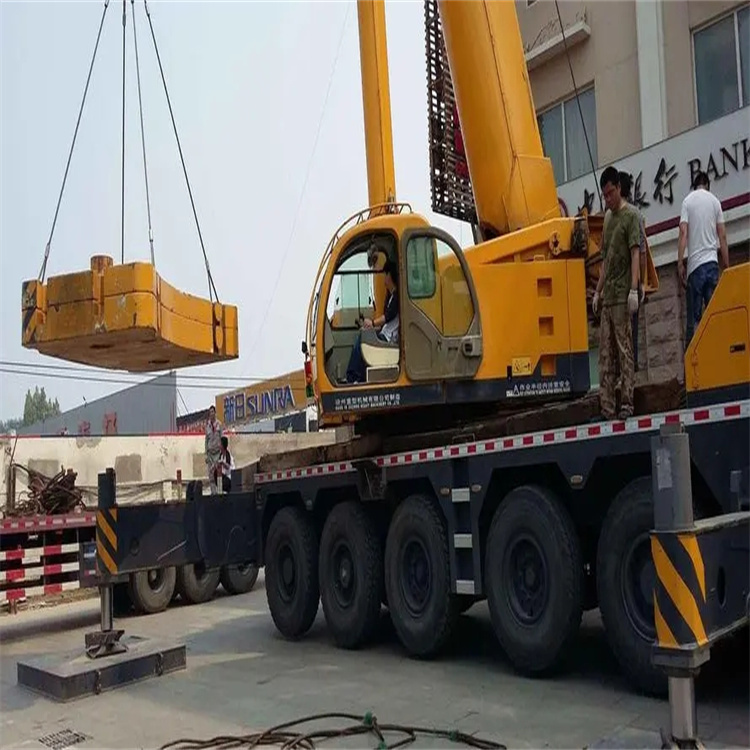 黔东南当地吊车出租|机器吊装|75吨|工厂搬迁服务